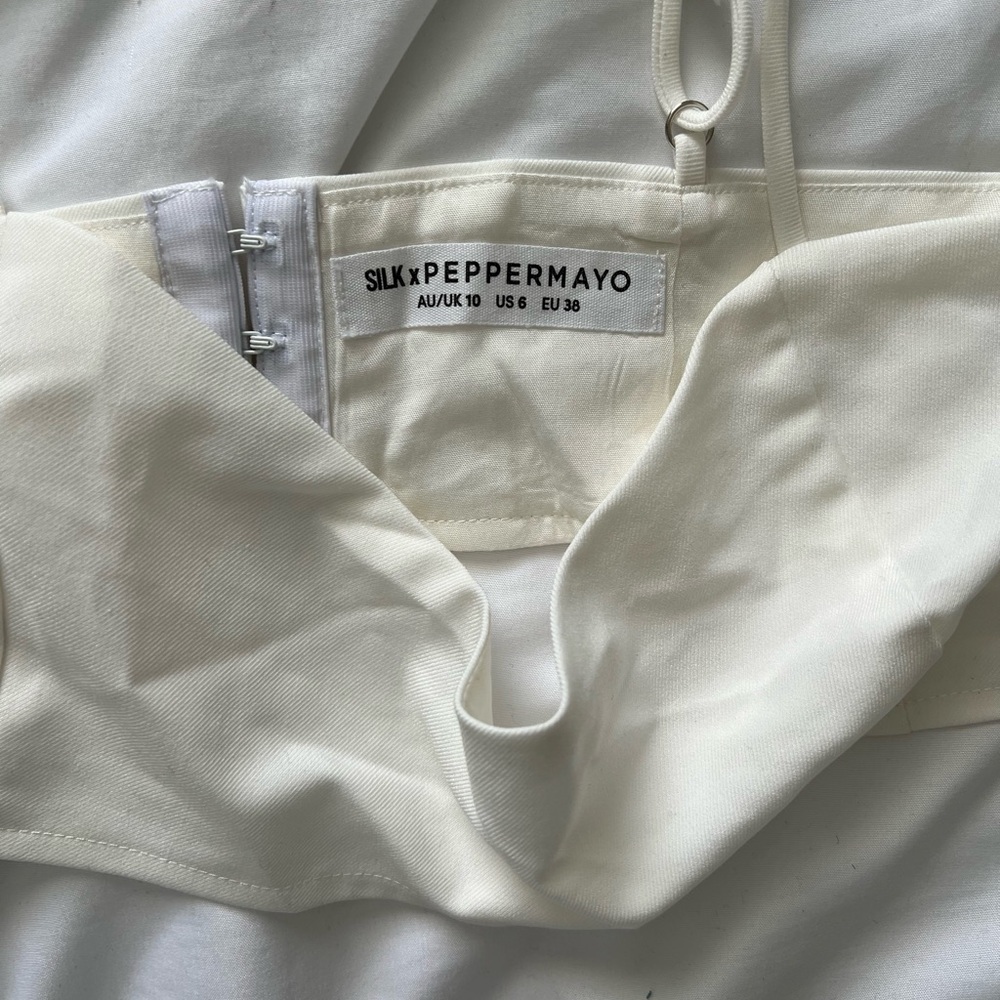 White/cream pepper mayo bralette